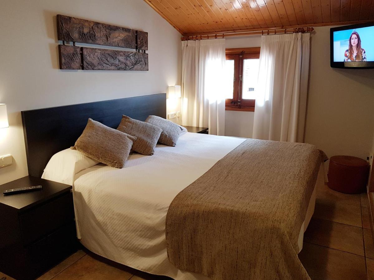 Hotel Sant Roc Кампродон Екстериор снимка