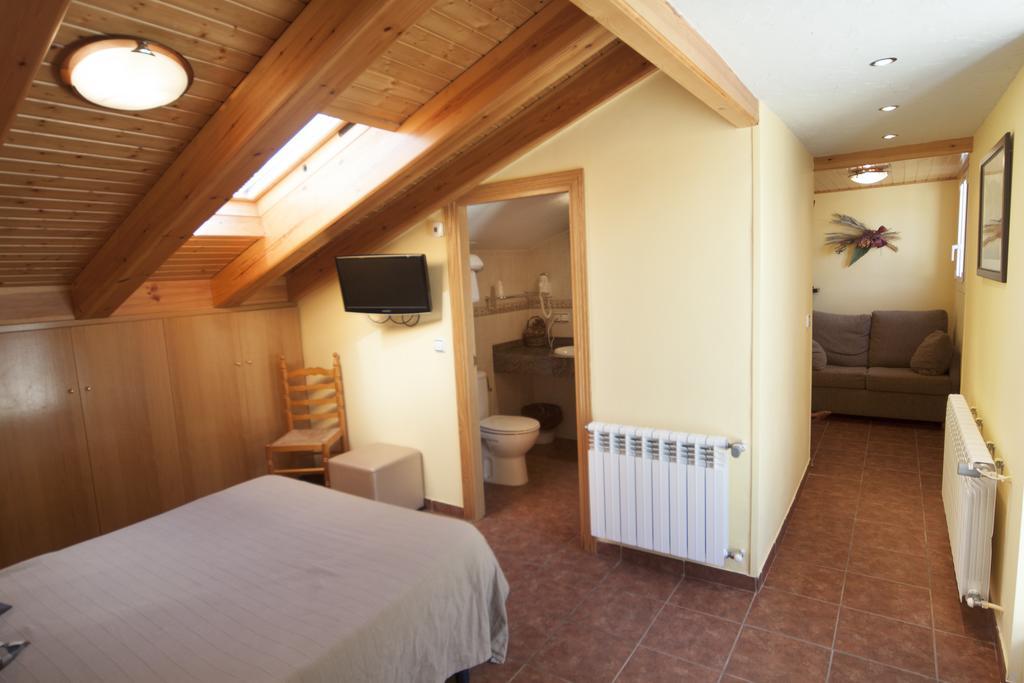 Hotel Sant Roc Кампродон Екстериор снимка